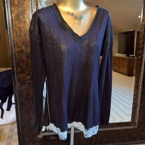 Pete long sleeve large  super cute shirt